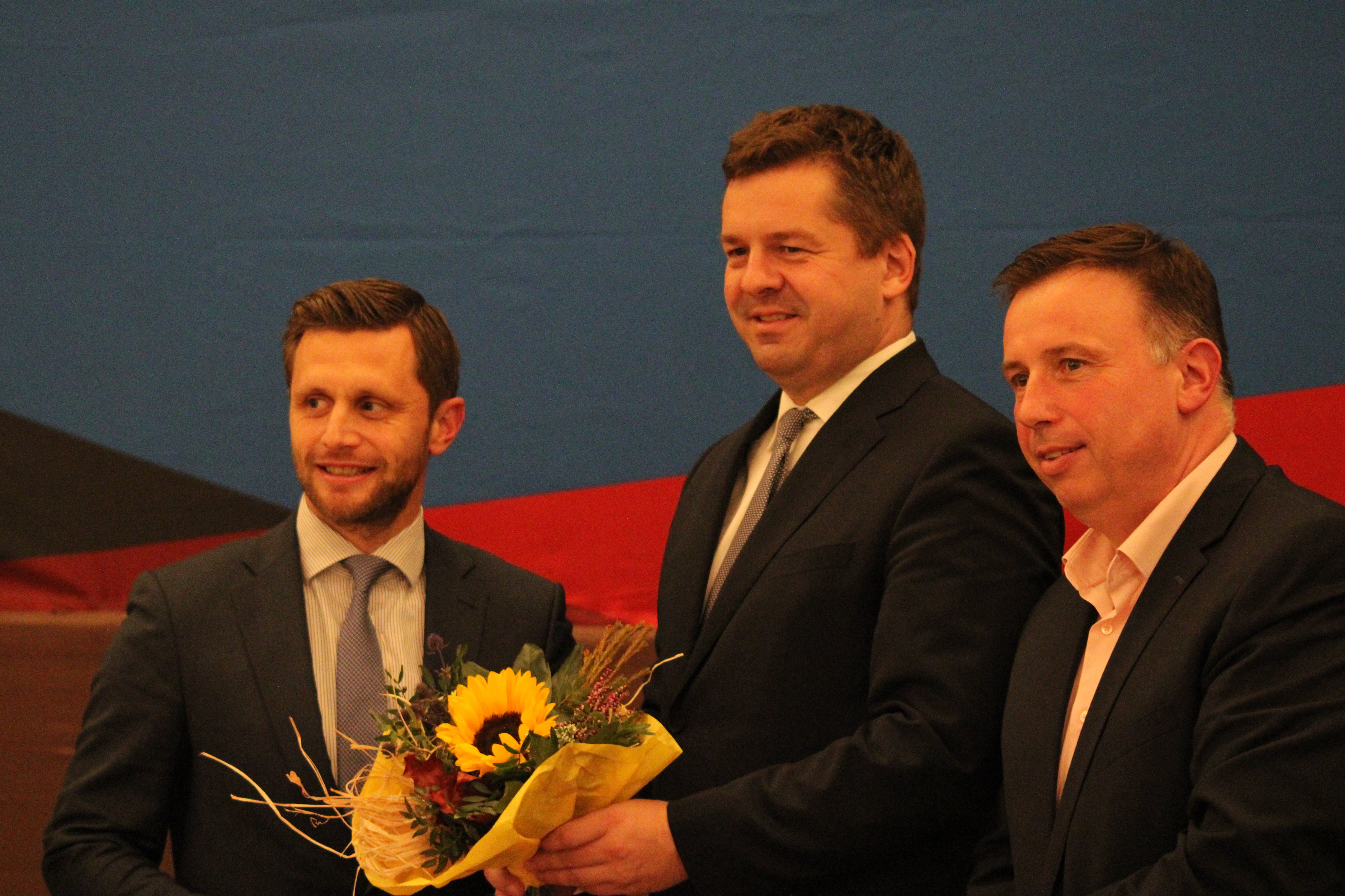 Landesvorsitzender Sven Schulze und Generalsekretär Mario Karschunke gratulieren Chris Schulenburg